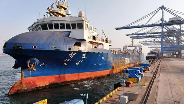 Chinas-Autonomous-berthing-ship.jpg