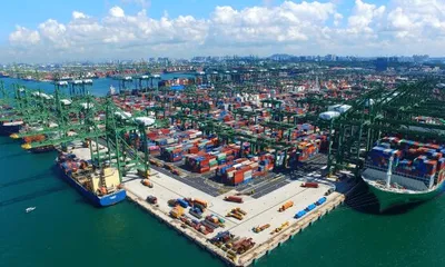 Singapore Expands LNG Bunkering Network With Eight New Licenses