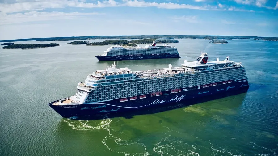 TUI-cruses1.jpg