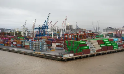 U.S. Investigates Whether Chinese Container Makers Deliberately Tightened Global Supply Before COVID