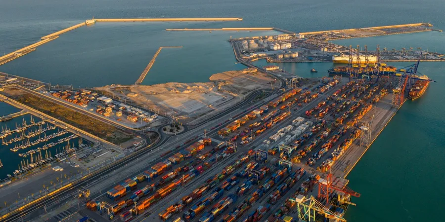 port-valencia.jpg